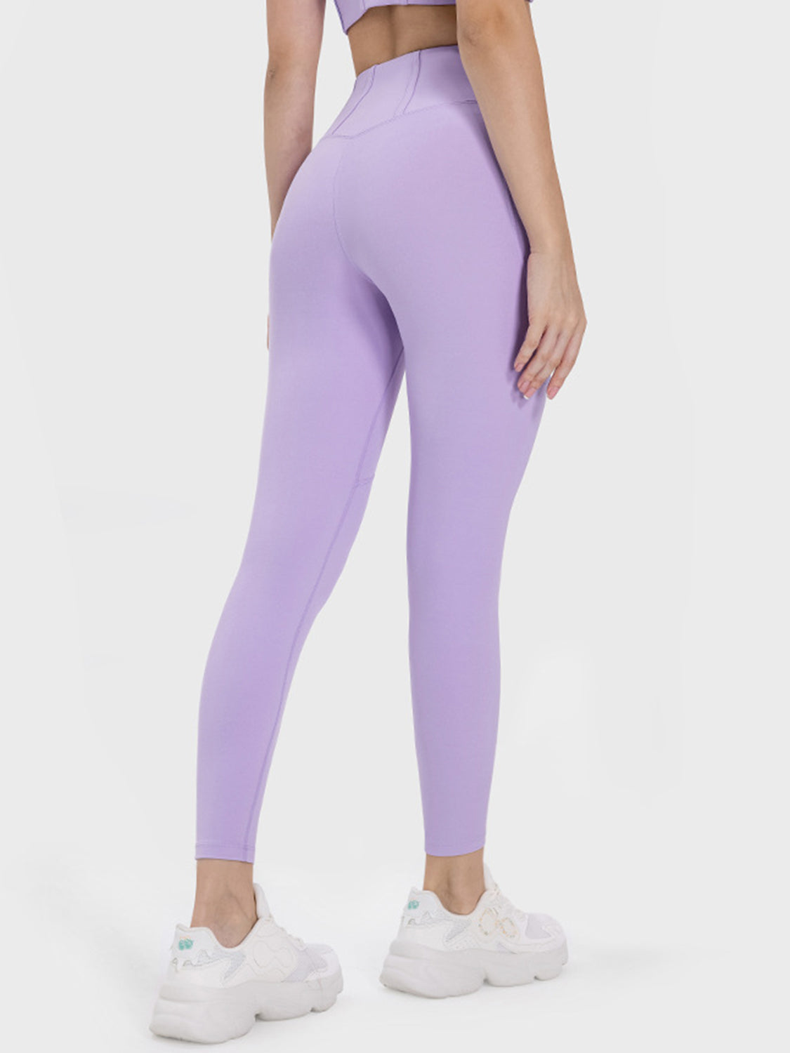 Millennia Pocketed High-Waist Seam Detail Active Leggings