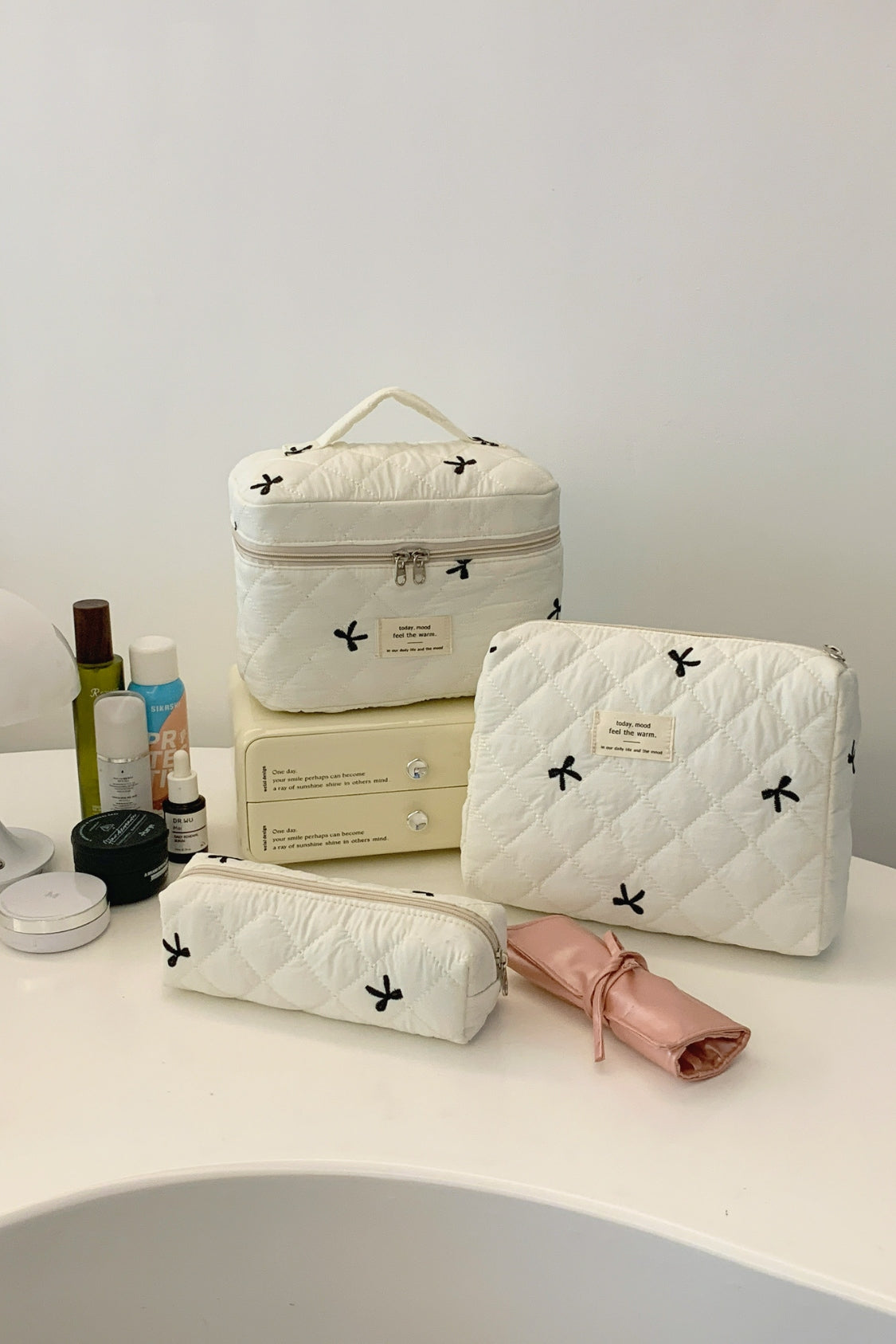 Quilted Bow 3-Piece Storage Bag Set