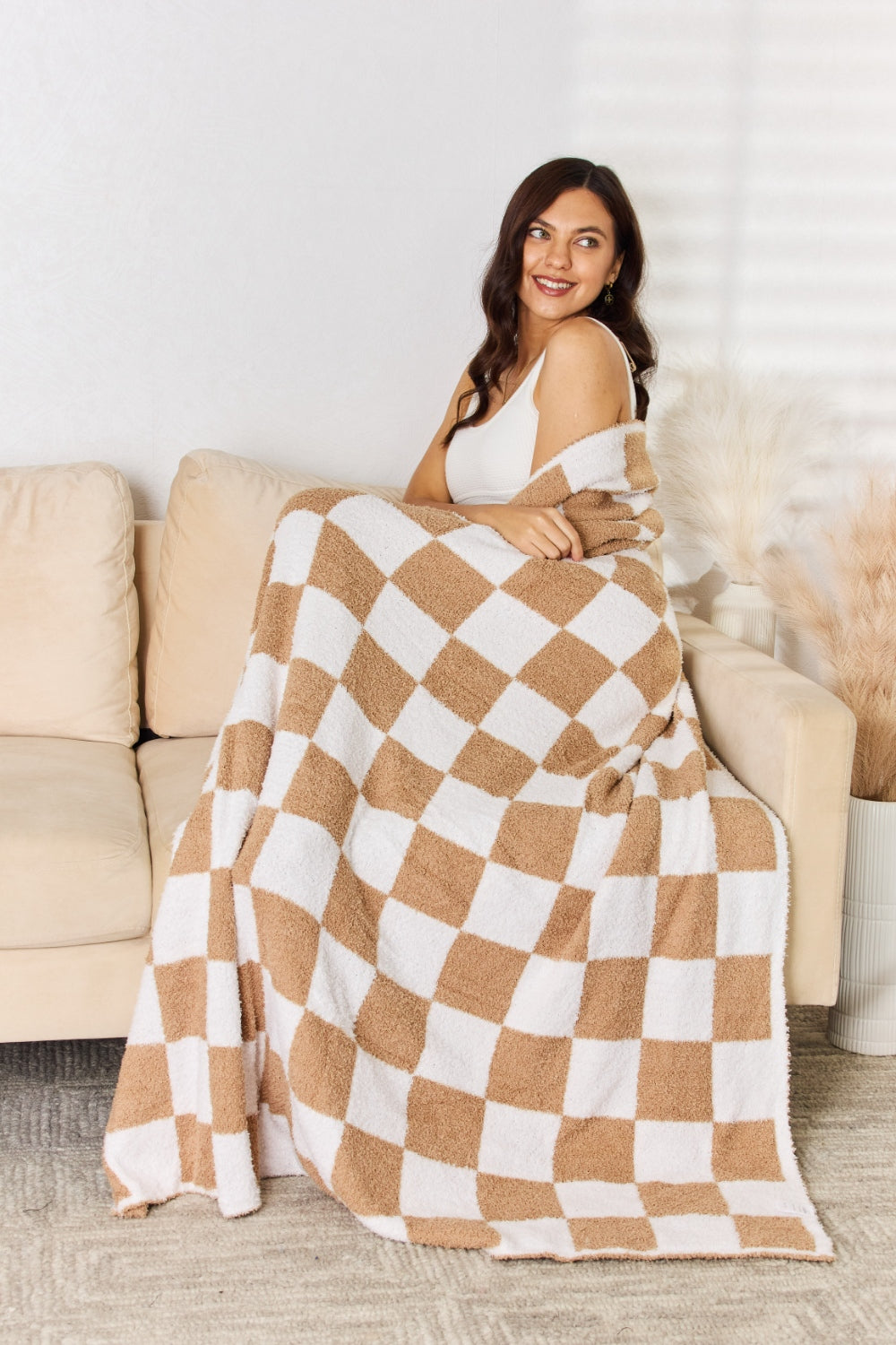 Cozy Checkered Accent Throw Blanket