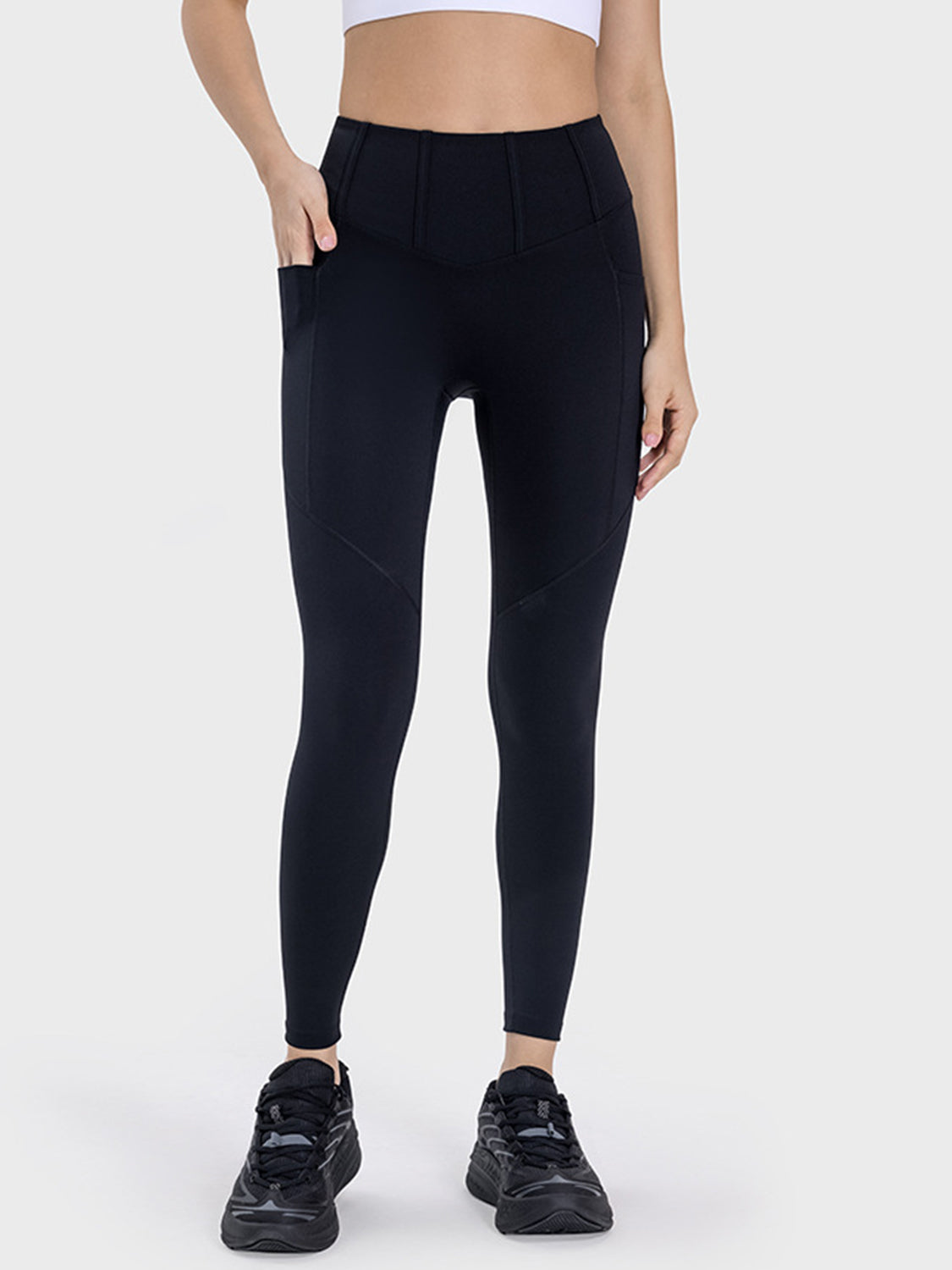 Millennia Pocketed High-Waist Seam Detail Active Leggings