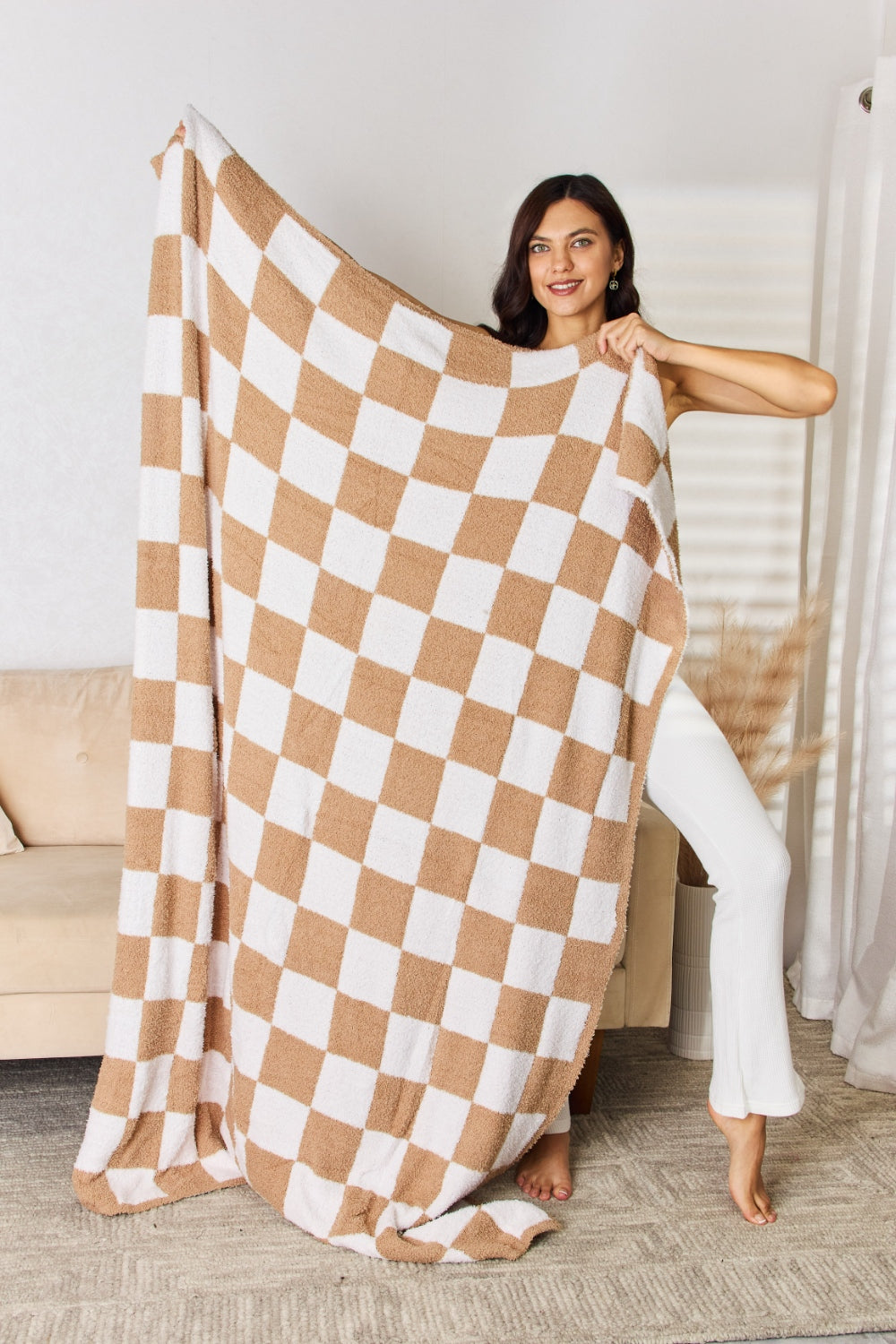 Cozy Checkered Accent Throw Blanket